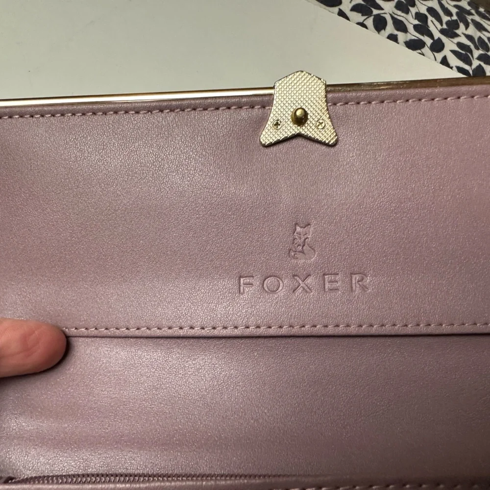 FOXER Pink‎ Cowhide Shiny Vinyl Glittery Bifold Gold Hardware Wallet *LikeNew* - Picture 8 of 16